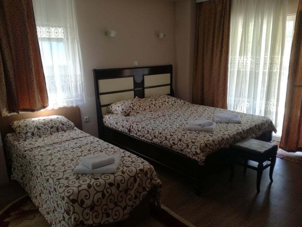 Villa Gala Скопье Экстерьер фото